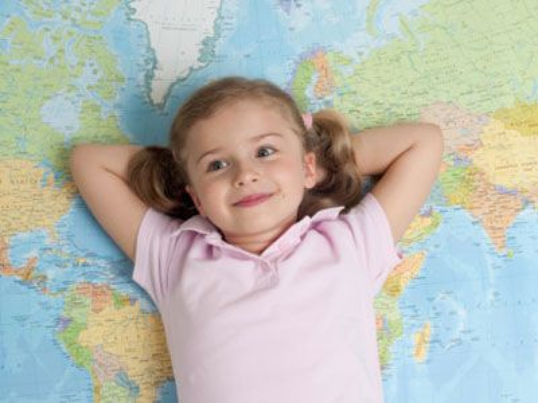 L’enfant peut apprendre plusieurs langues étrangères très tôt !